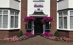 Clover Spa And Hotel